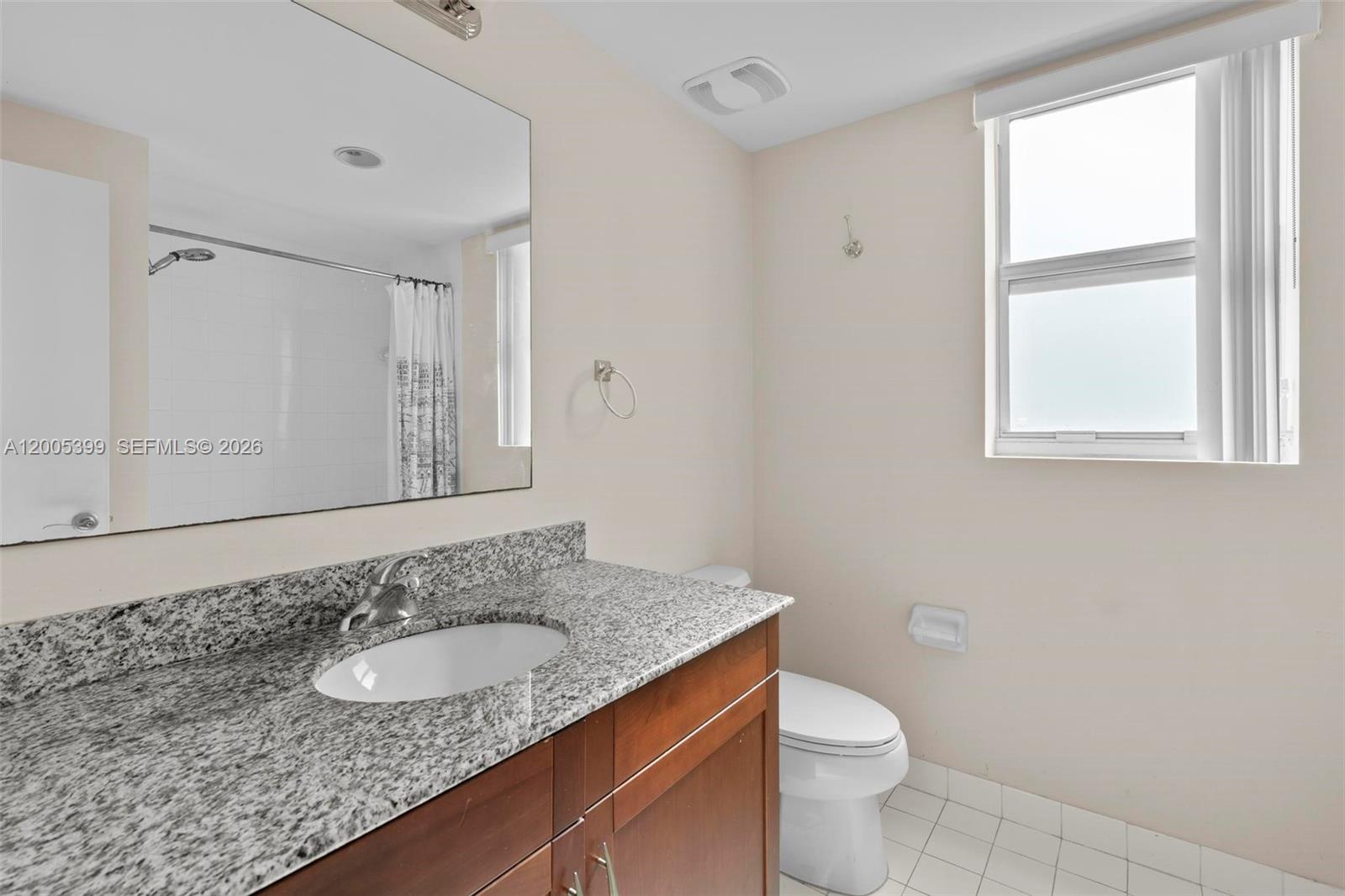 DOWNTOWN DADELAND CONDO N - Residential