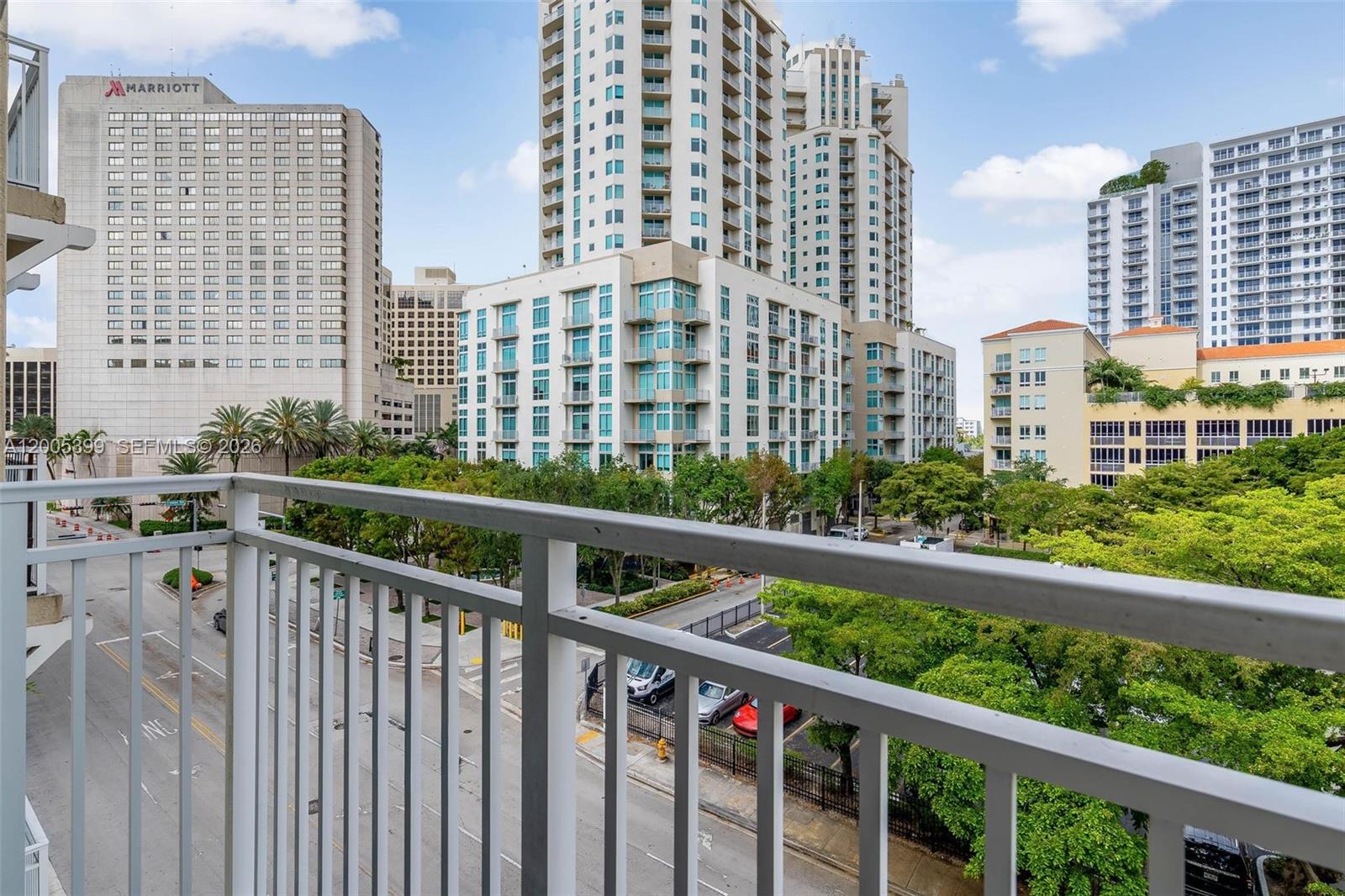 DOWNTOWN DADELAND CONDO N - Residential
