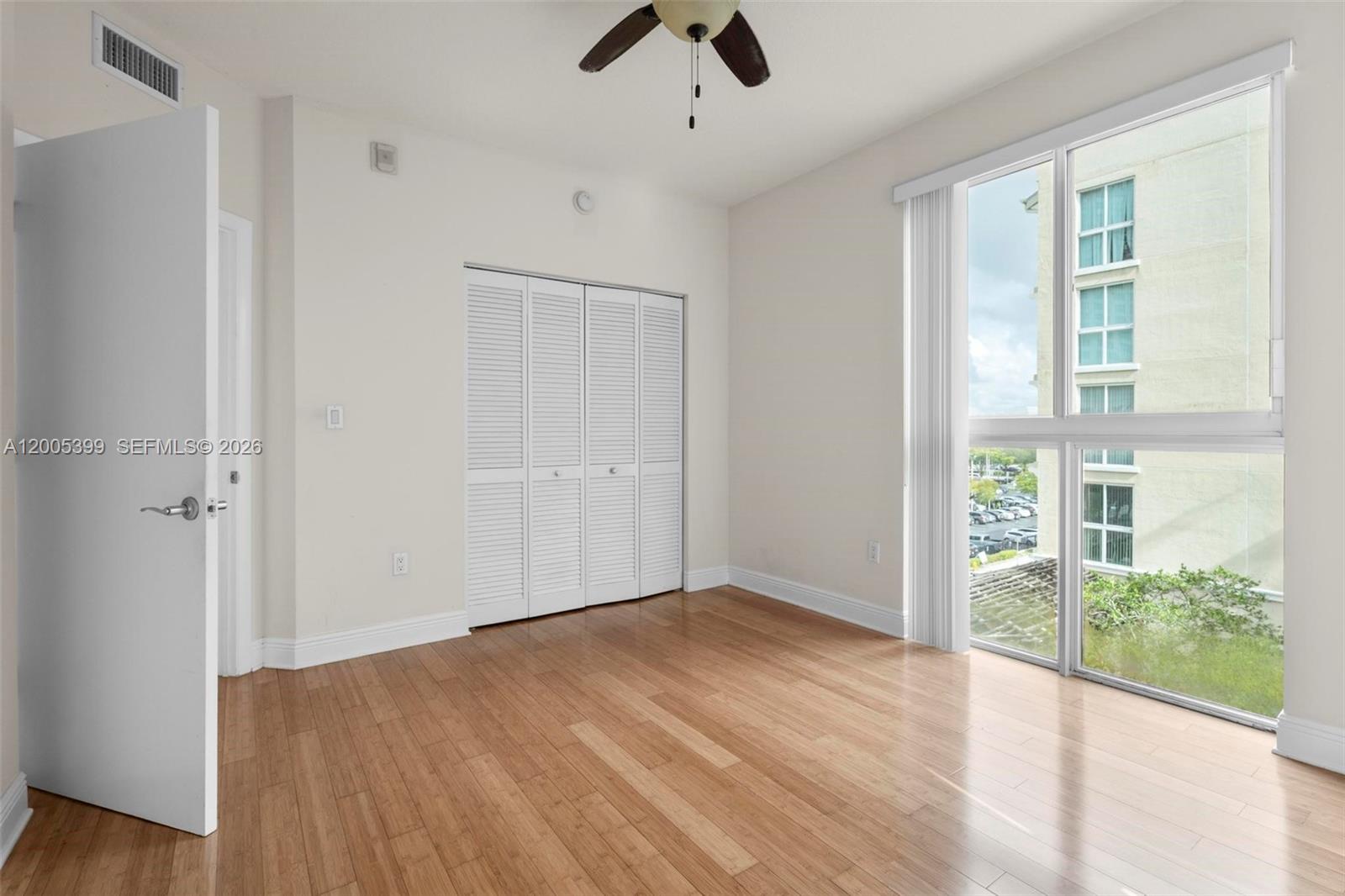 DOWNTOWN DADELAND CONDO N - Residential