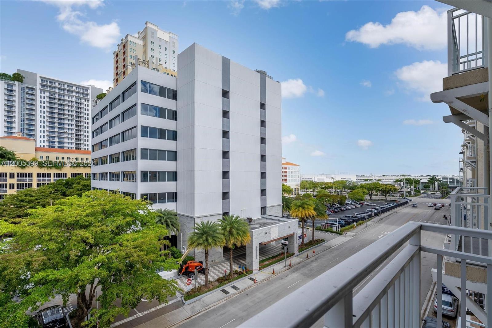 DOWNTOWN DADELAND CONDO N - Residential