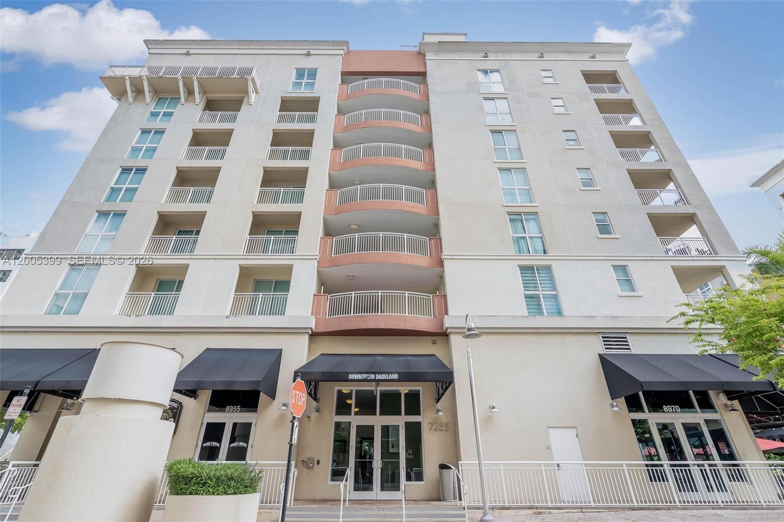 DOWNTOWN DADELAND CONDO N - Residential