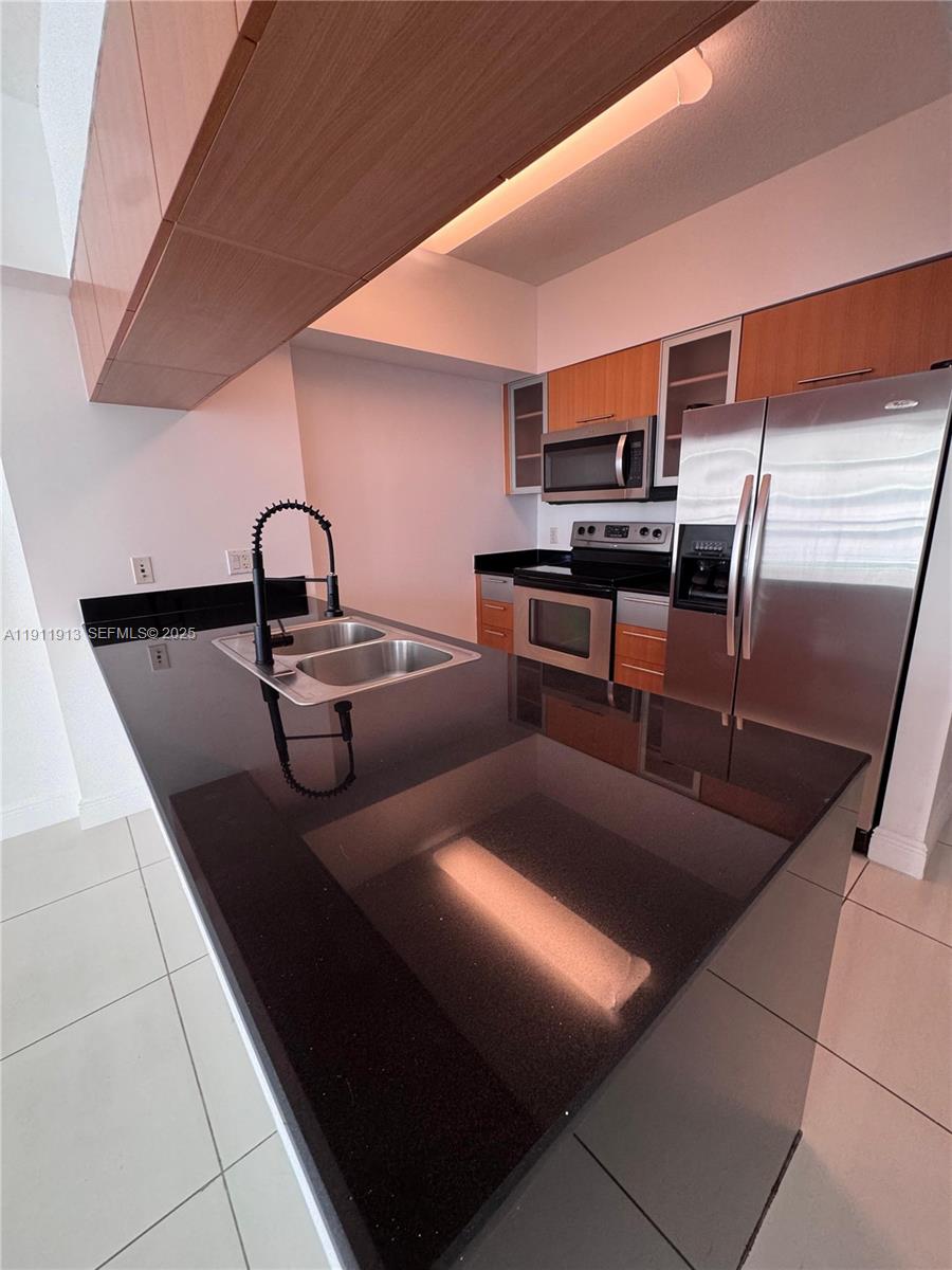 1750 N Bayshore Dr 3309