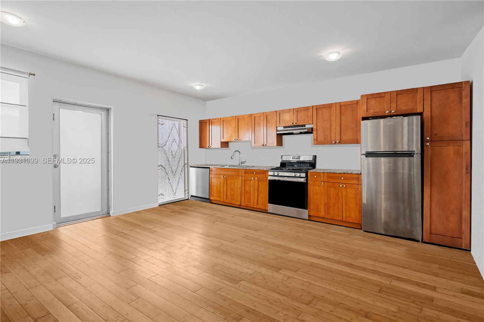 TATUM WATERWAY SUB - Residential Lease