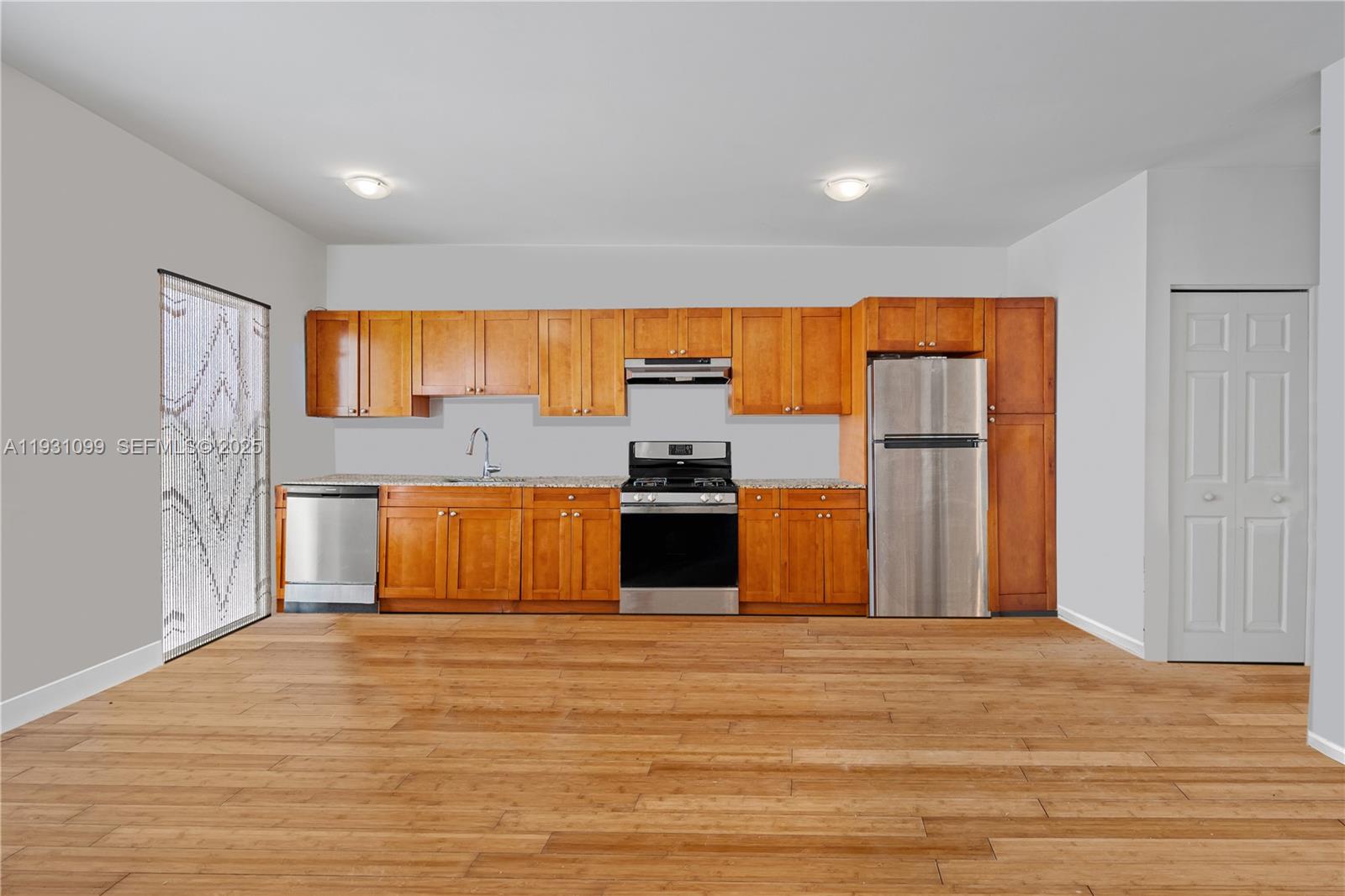 TATUM WATERWAY SUB - Residential Lease