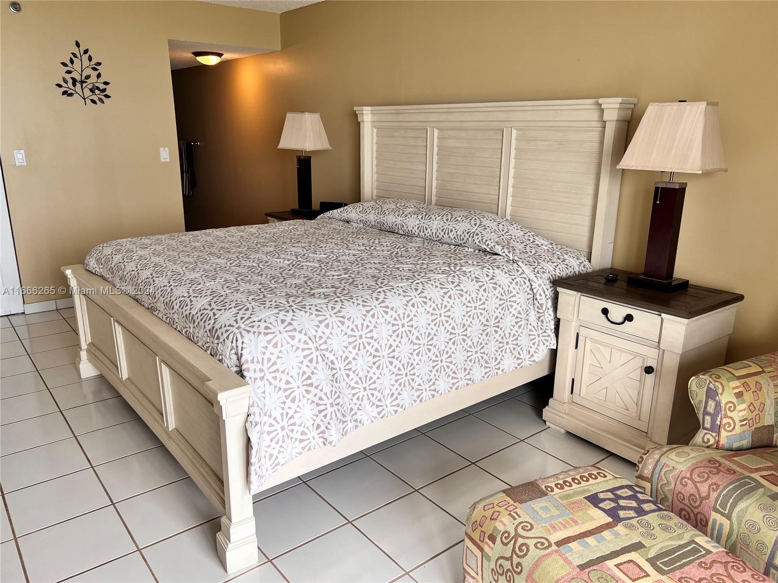 OCEANFRONT PLAZA CONDO - Residential Lease