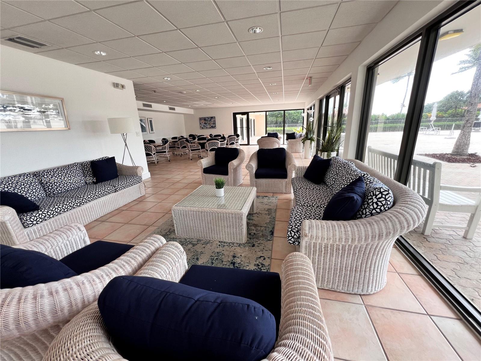 OCEANFRONT PLAZA CONDO - Residential Lease