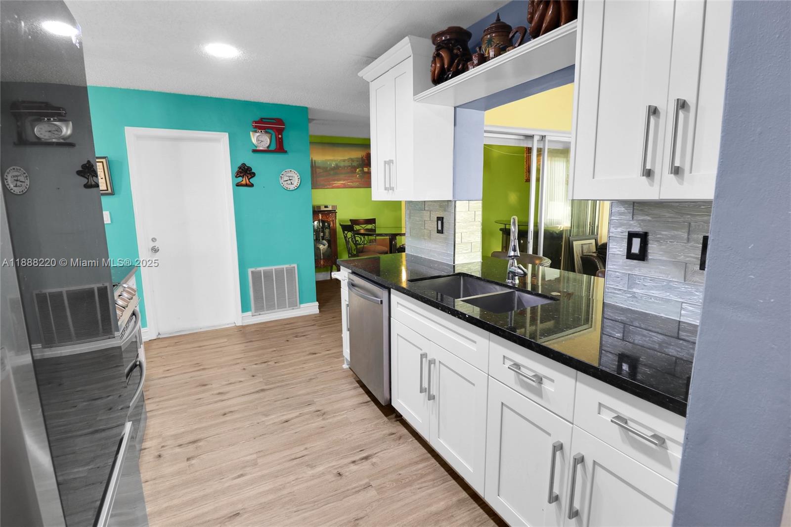 MAINLANDS OF TAMARAC LAKE - Residential