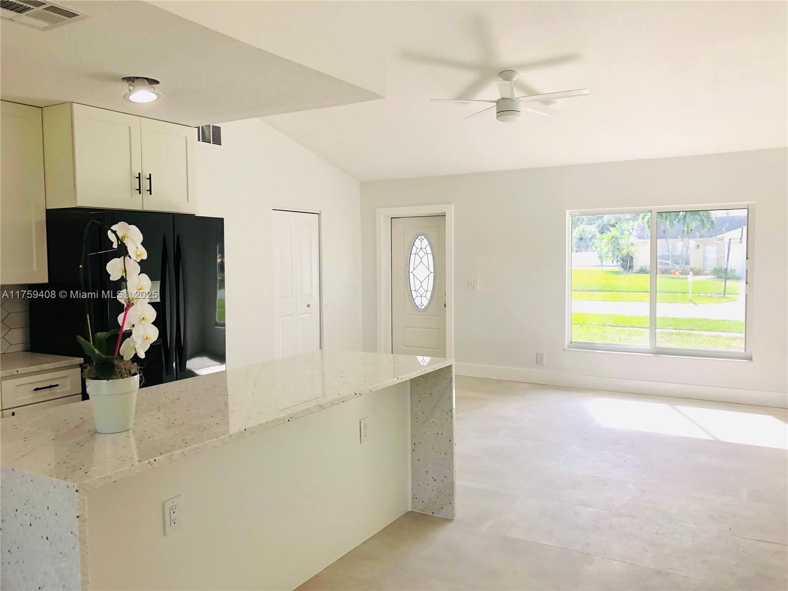 JUPITER VILLAGE - Residential Lease