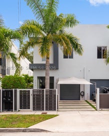 3073 Carter St 3073 Miami FL 33133