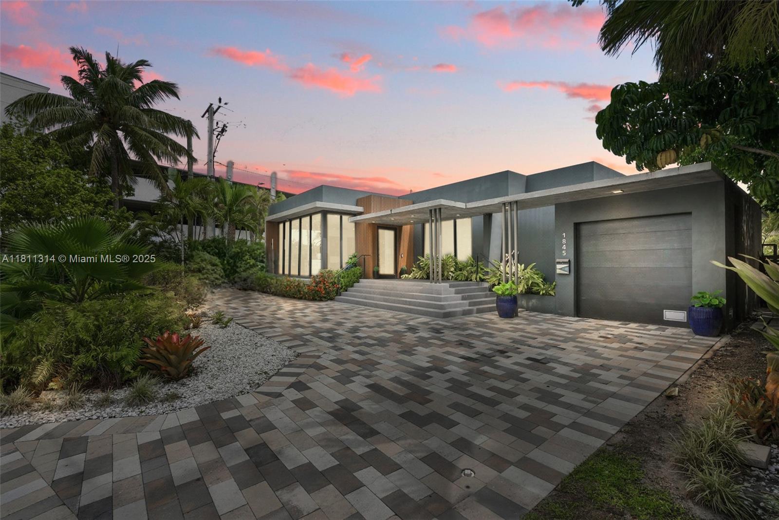 Property for Sale at 1845 Ne 124th St, North Miami, Miami-Dade County, Florida - Bedrooms: 4 
Bathrooms: 5  - $3,400,000