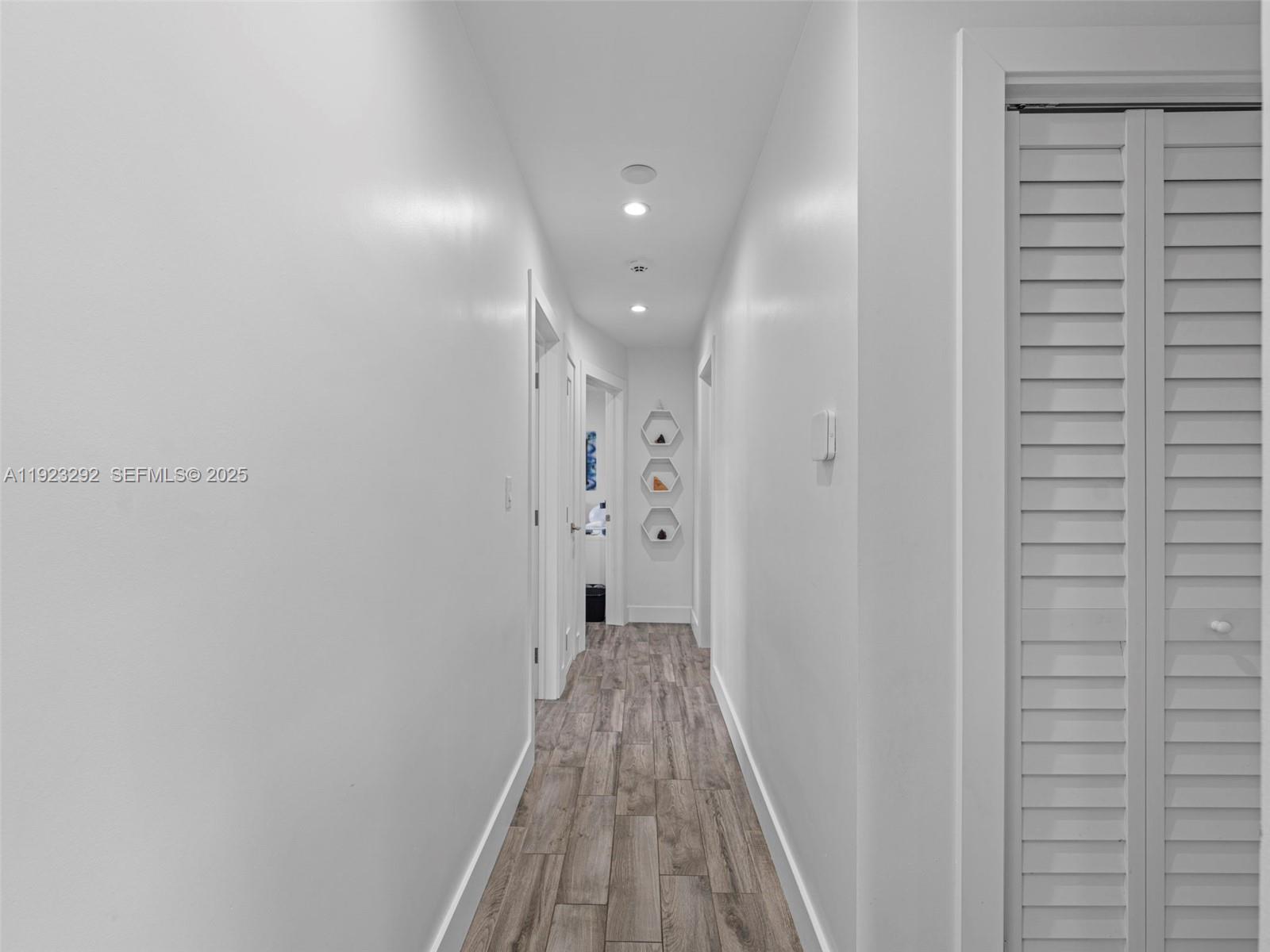 SOUTHWEST MANORS SEC 7PB - Residential