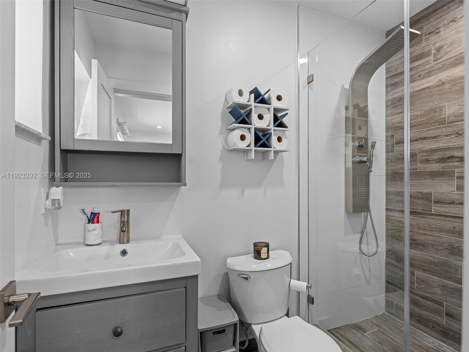 SOUTHWEST MANORS SEC 7PB - Residential