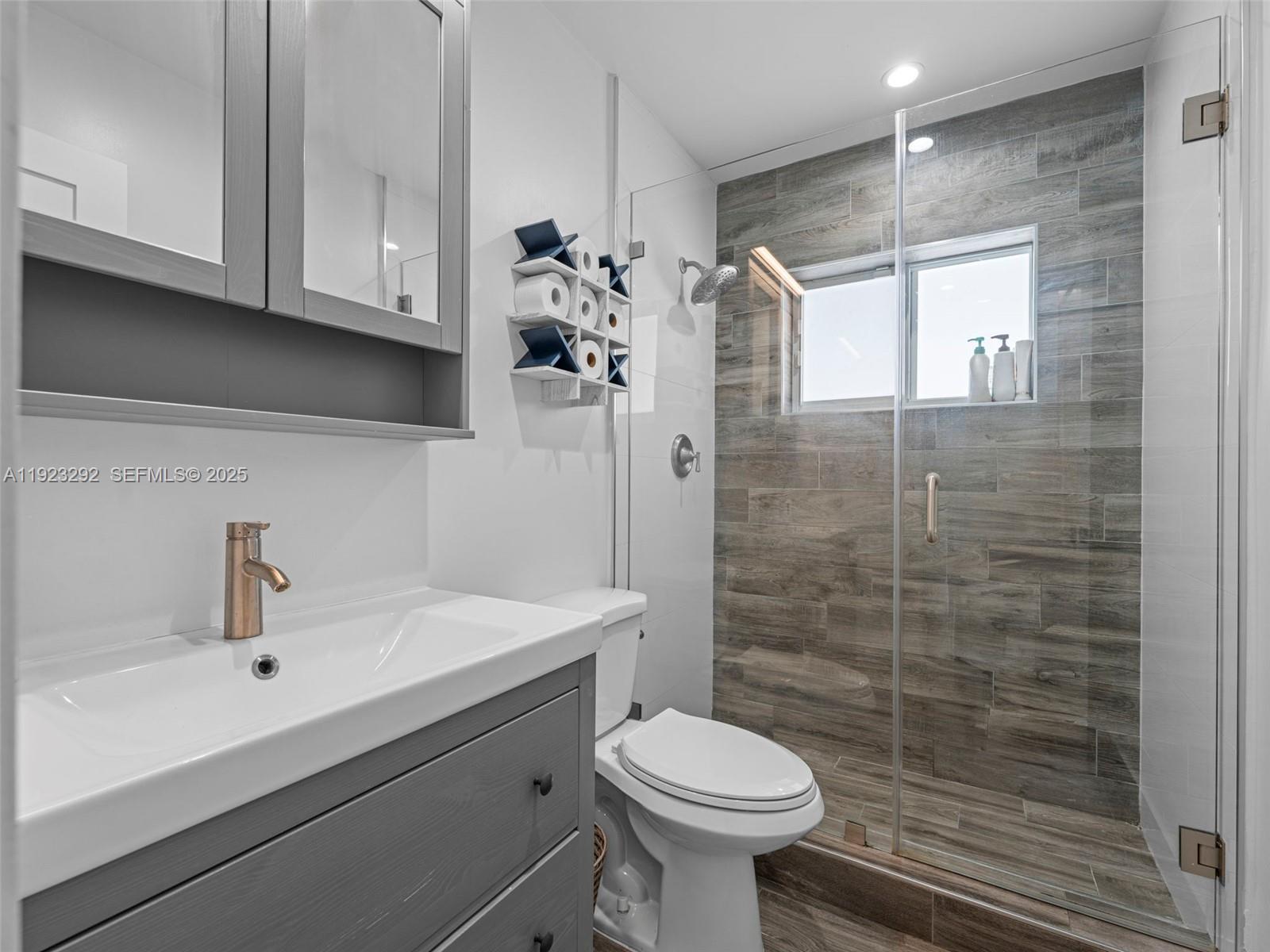 SOUTHWEST MANORS SEC 7PB - Residential