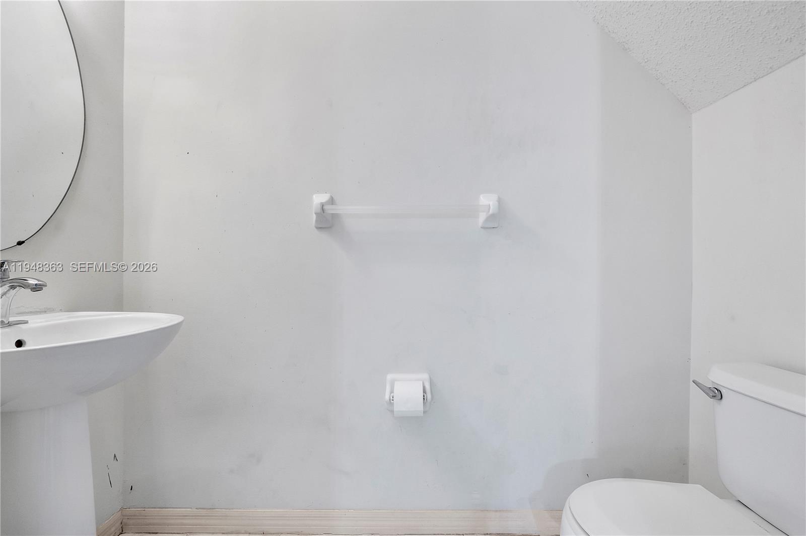 PLUM HARBOR - Residential