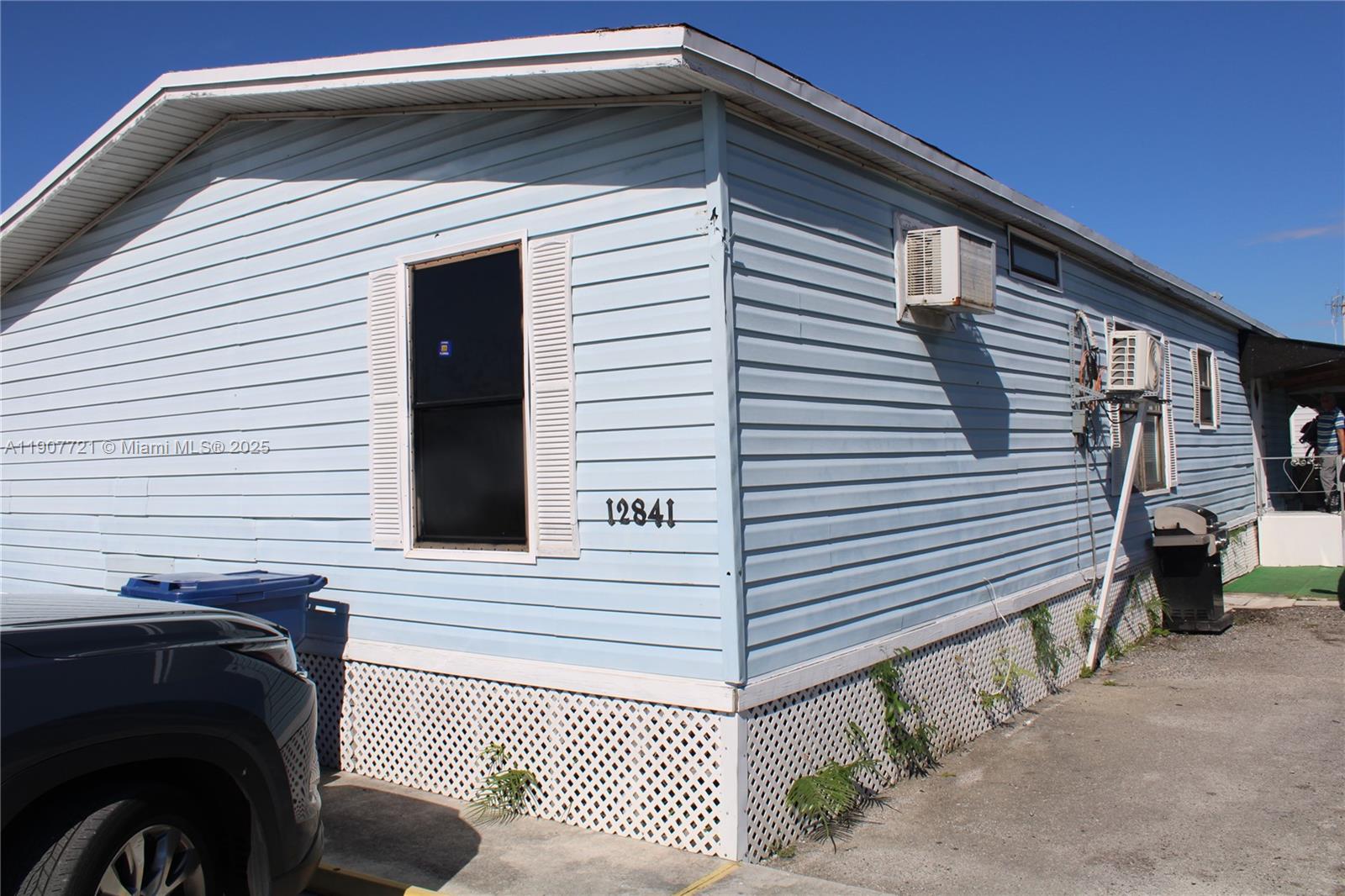 University Lakes - Residential