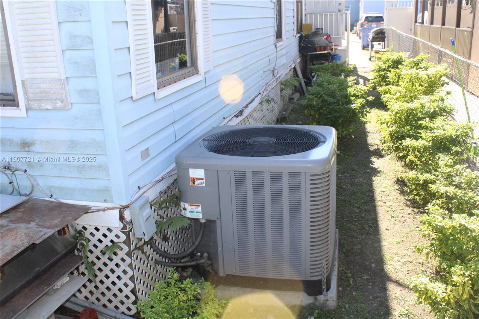 University Lakes - Residential