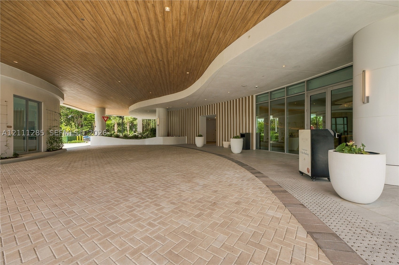 4714 N Flagler Dr 1702