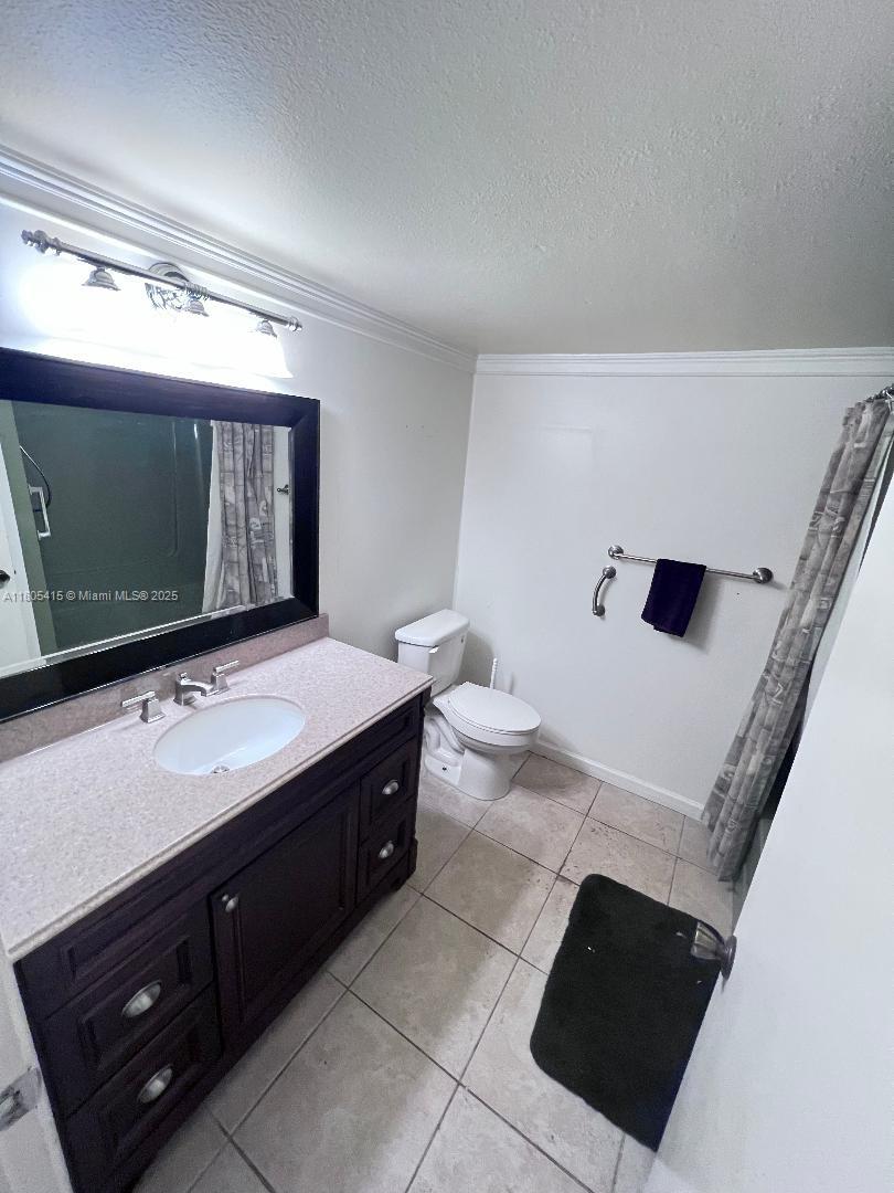 TRAILS END VILLAS INC CON - Residential