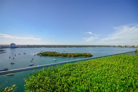 7934 West Drive 1402 North Bay Village FL 33141