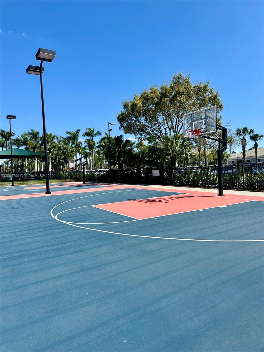 MADISON GREEN 1 PAR B - Residential