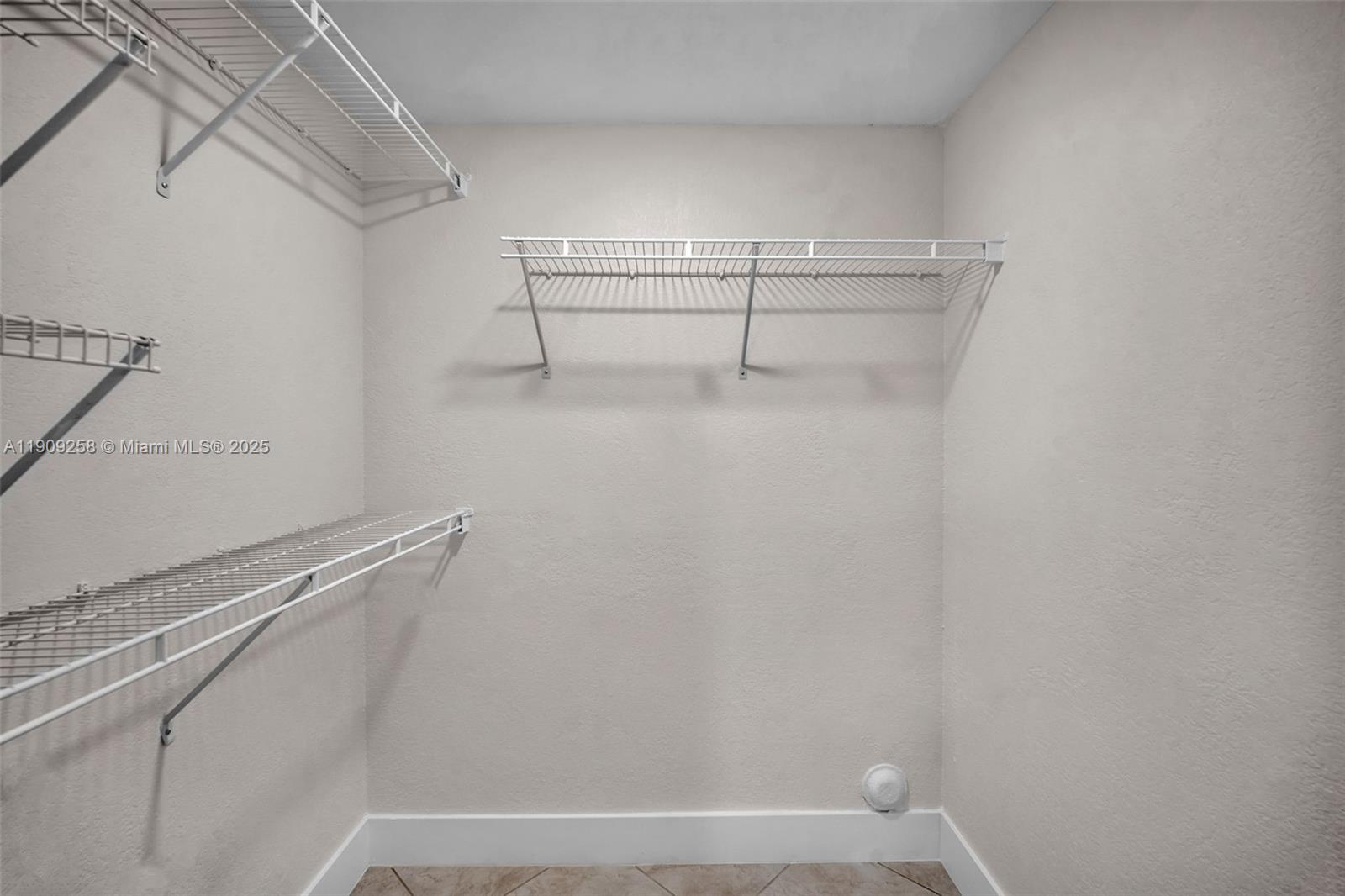 AVENTINE AT MIRAMAR CONDO - Residential Lease