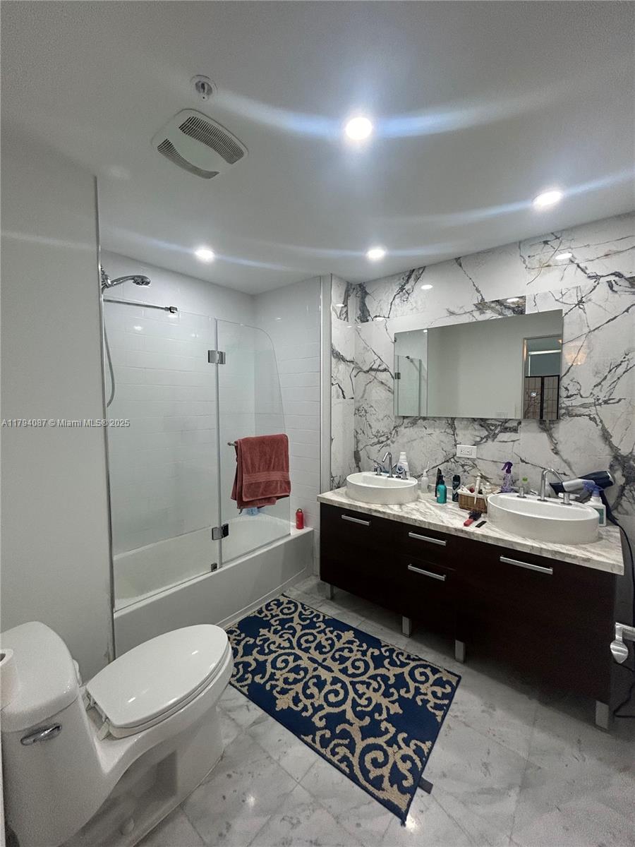 244 Biscayne Blvd 640, Miami, Broward County, Florida - 1 Bedrooms  
2 Bathrooms - 