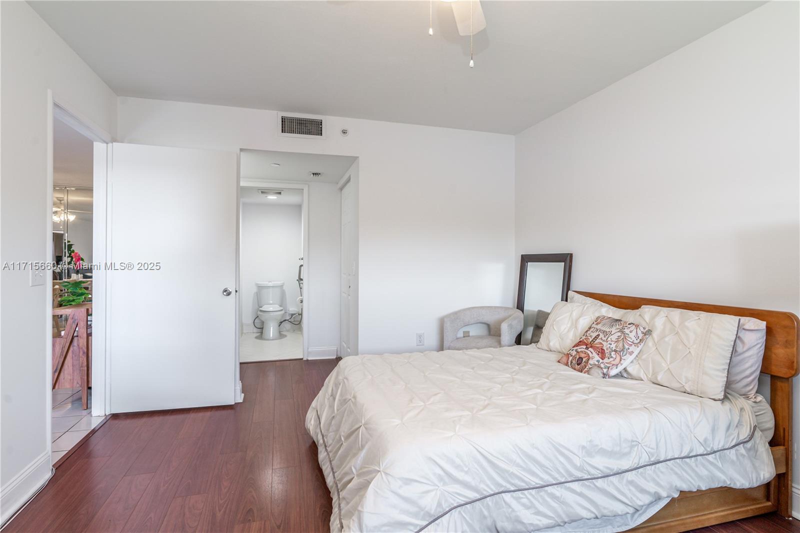SUFFOLK AT CENTURY VILLAG - Residential
