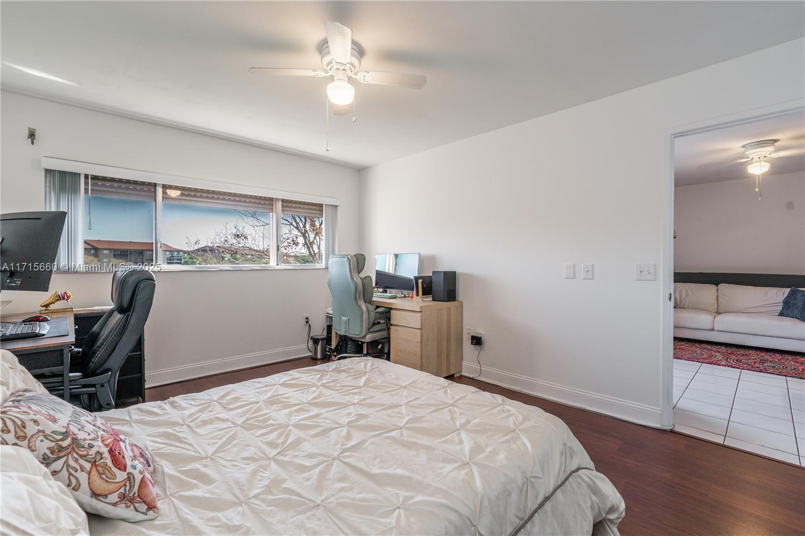 SUFFOLK AT CENTURY VILLAG - Residential