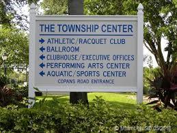 APPLEWOOD VILLAGE 1-D CON - Residential