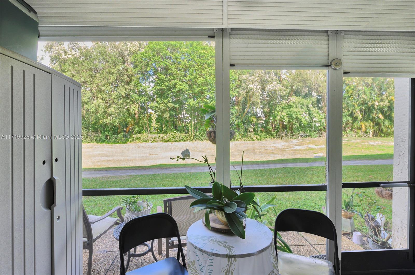 HOLLYBROOK GOLF AND - Residential