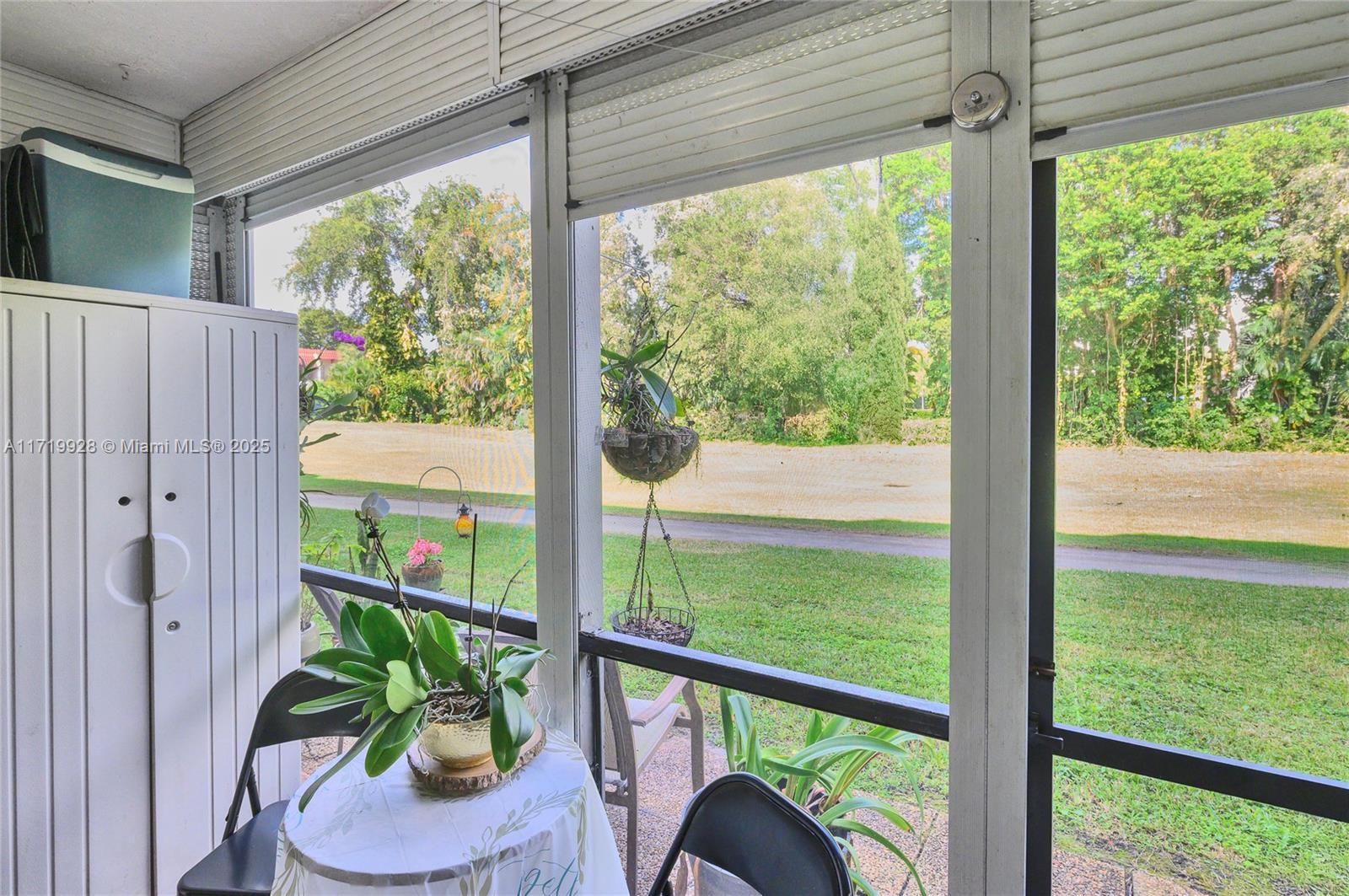 HOLLYBROOK GOLF AND - Residential