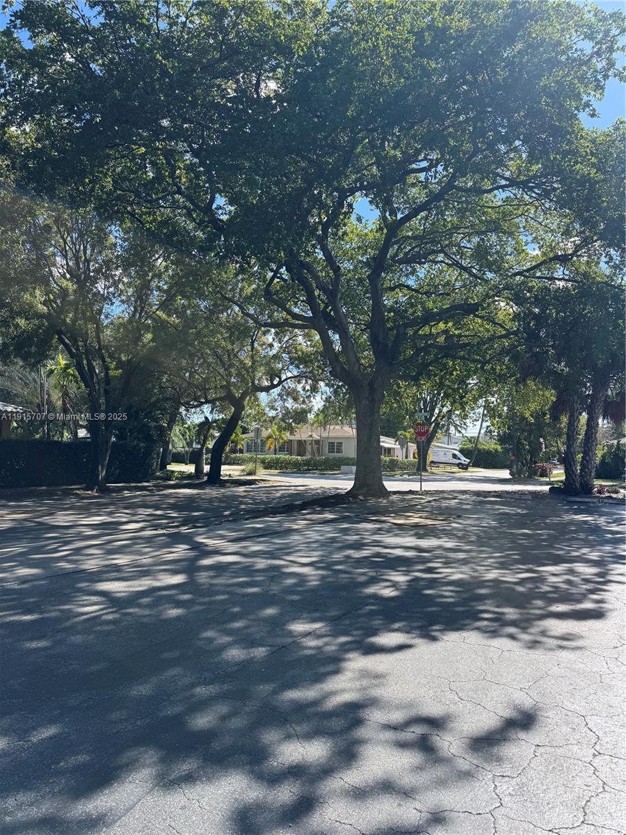 PRINCETON CONDOMINIUM - Residential Lease