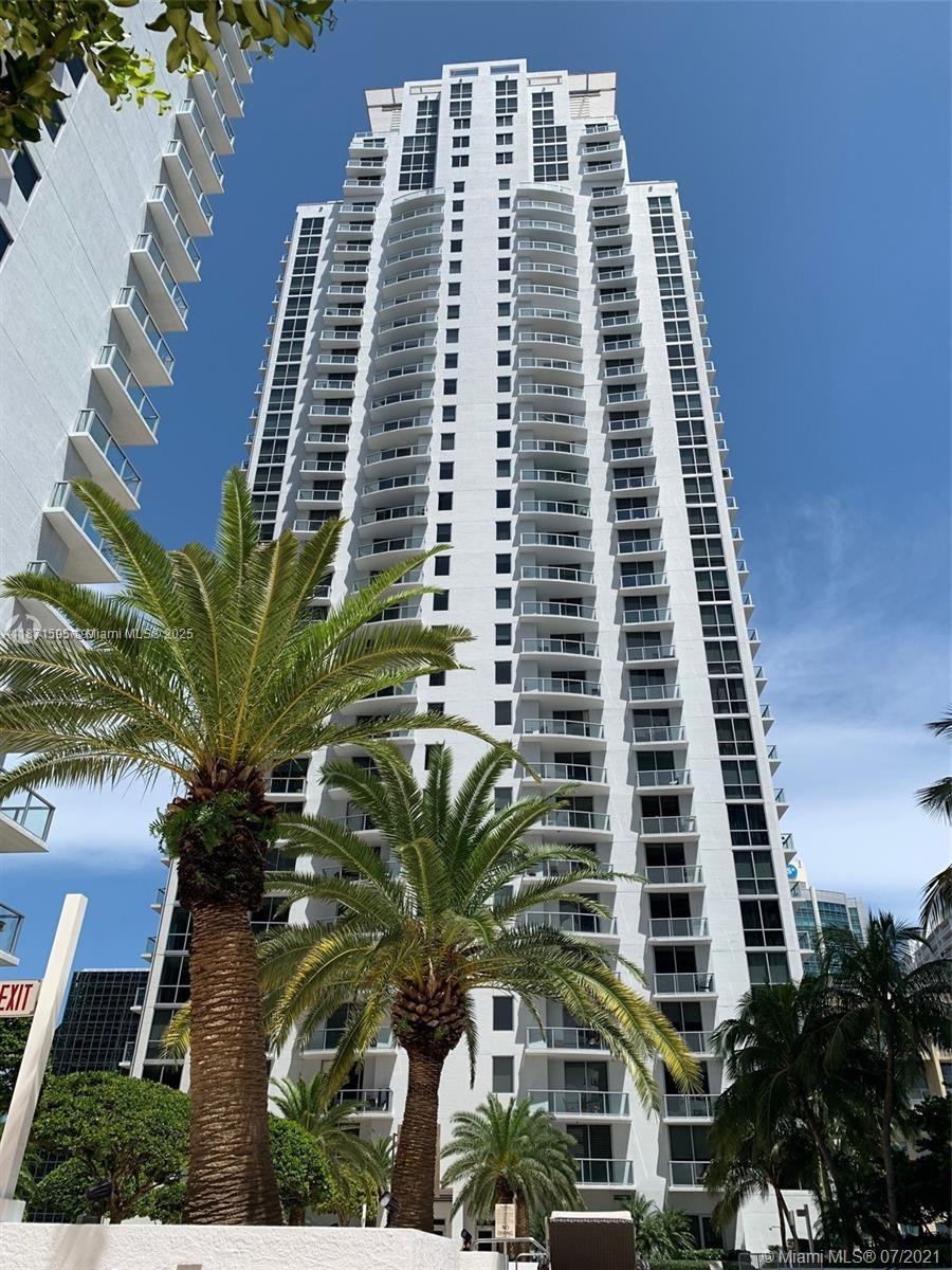 1050 BRICKELL AV 2808