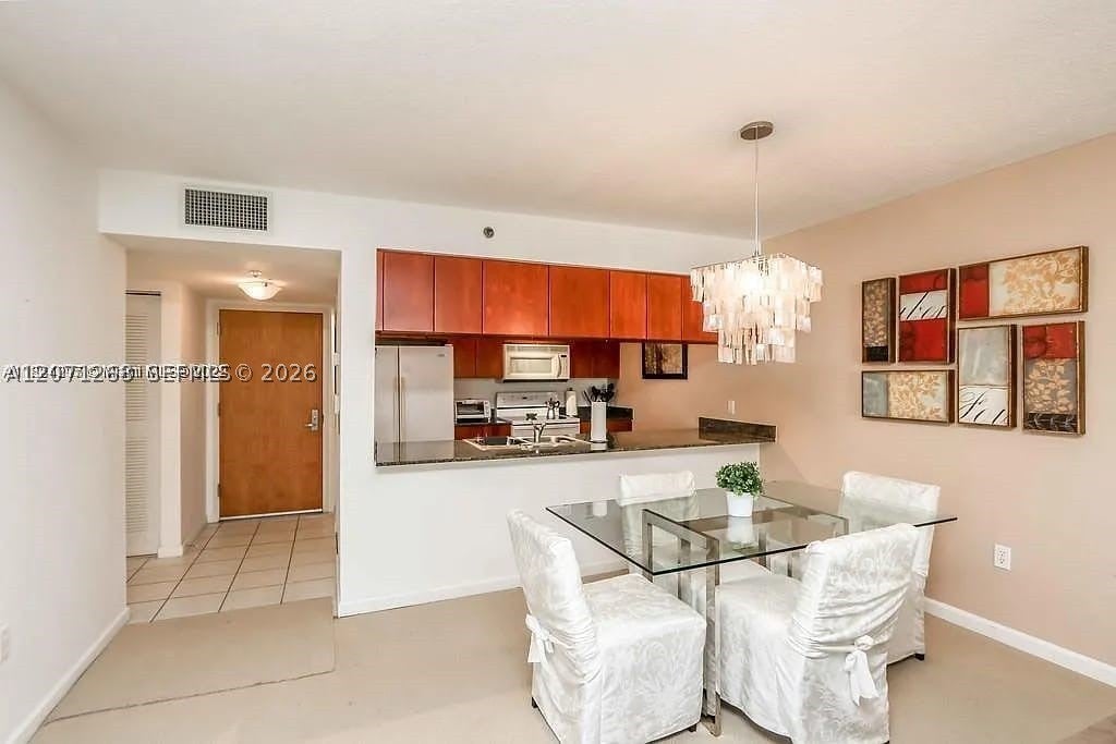 1200 Brickell Bay Dr 1518