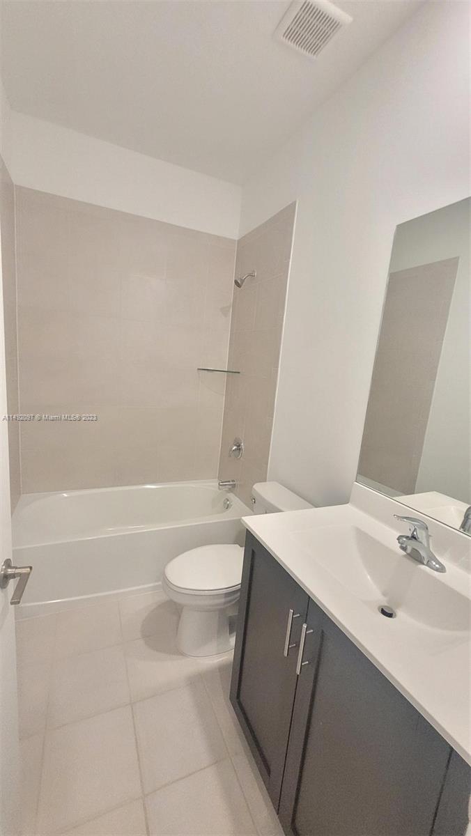 BOWTIE SUBDIVISION - Residential Lease