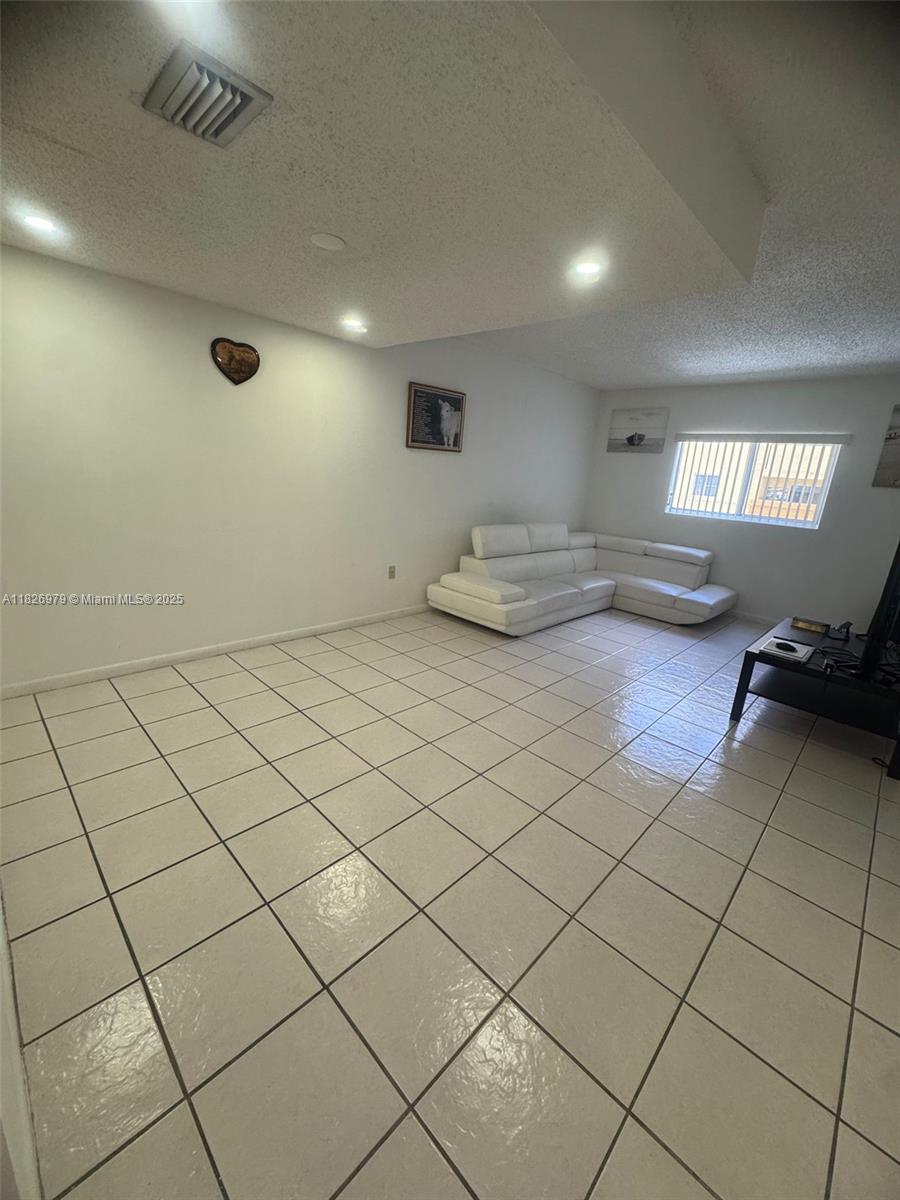 8270 SW 149th Ct 10-210