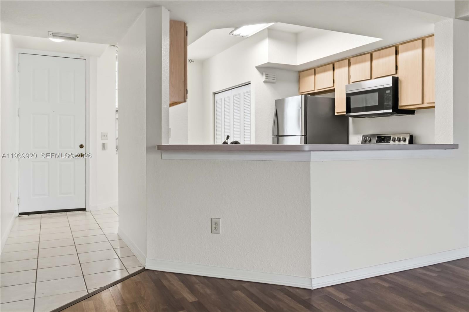 VILLAS DE TUSCANY CONDO - Residential Lease