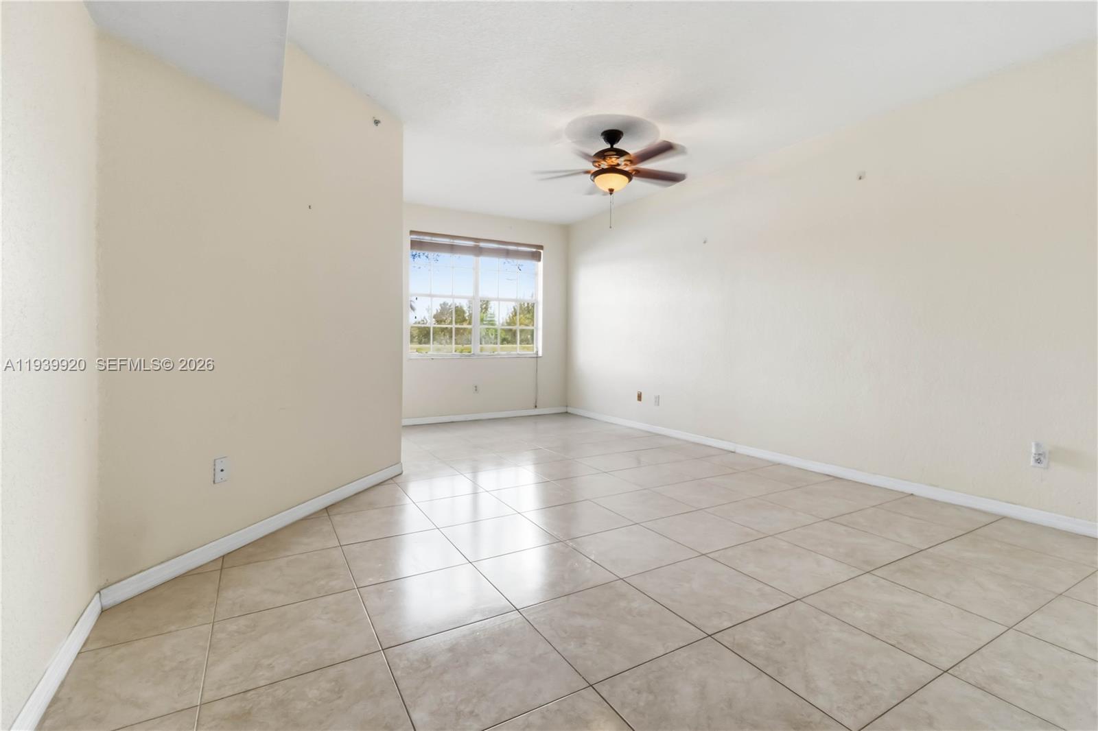 VILLAS DE TUSCANY CONDO - Residential Lease