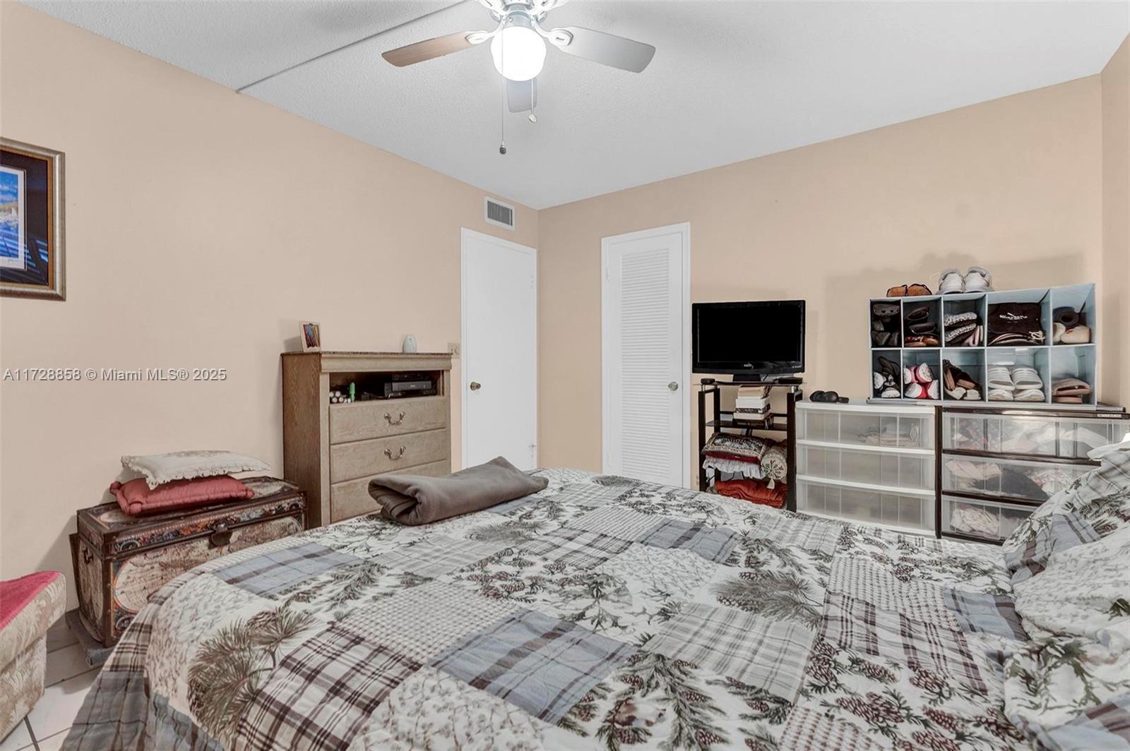 MEADOWBROOK TOWERS CONDO - Residential