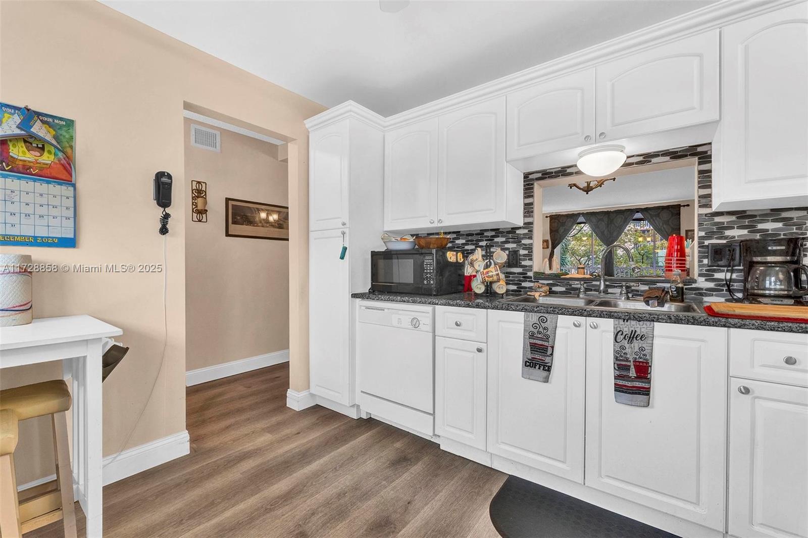 MEADOWBROOK TOWERS CONDO - Residential