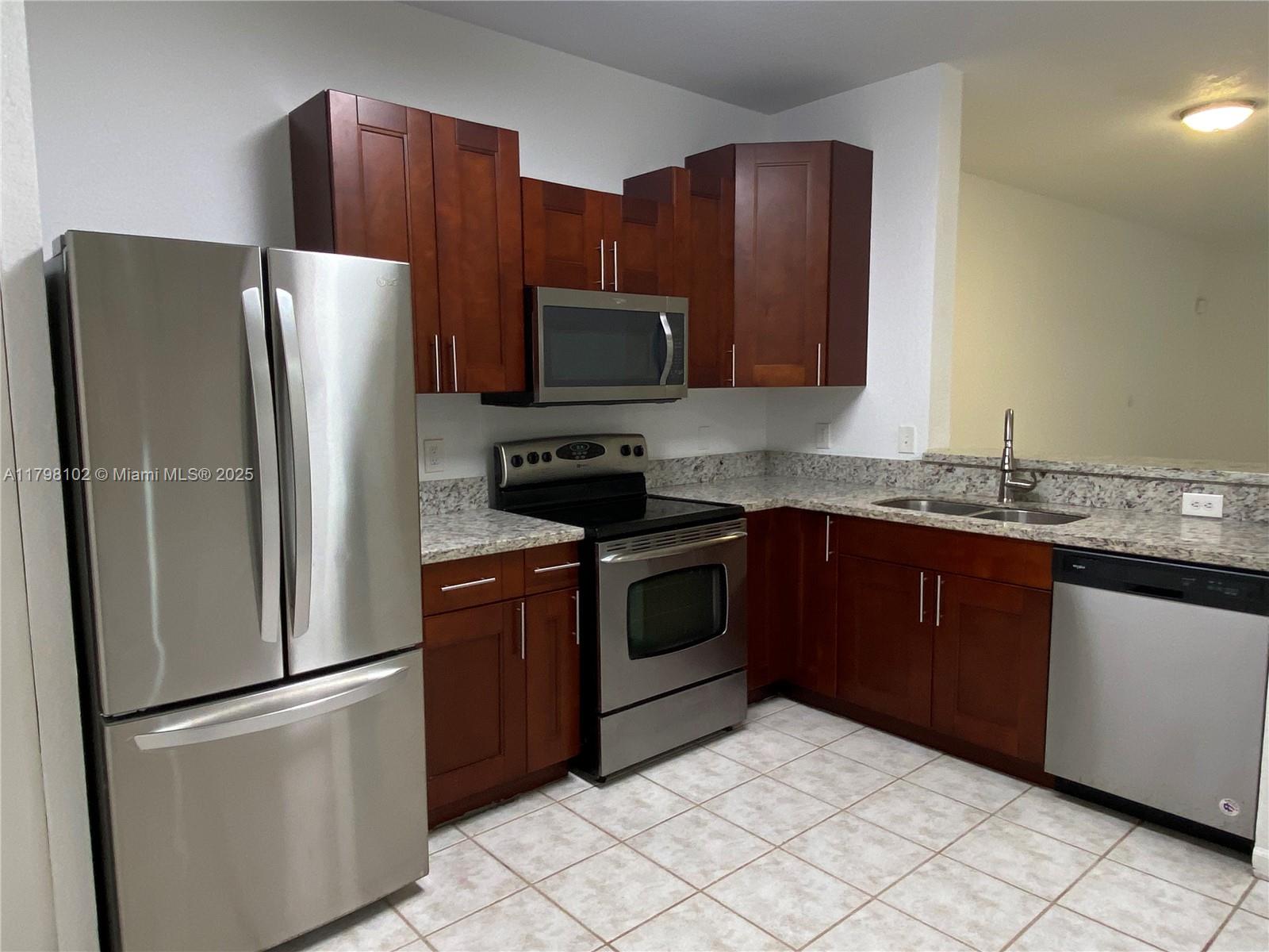 4114 Forest Dr 4114