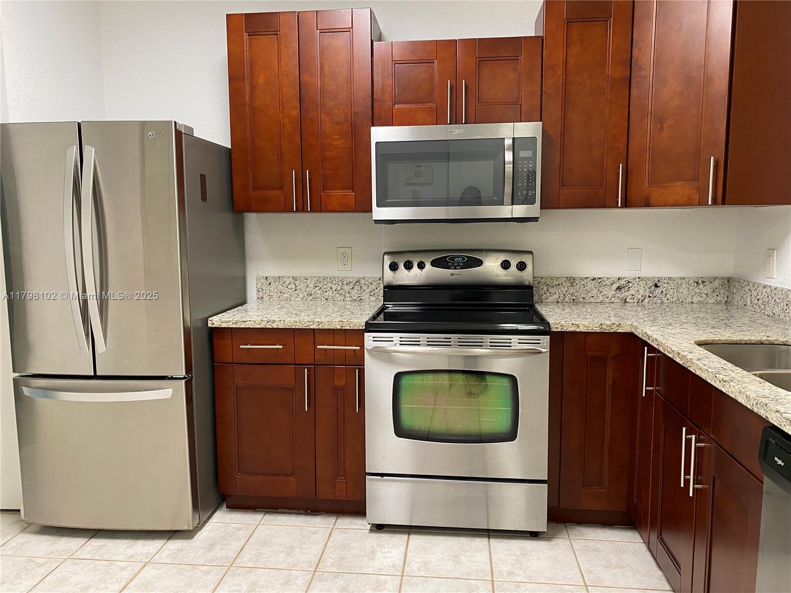 4114 Forest Dr 4114, Weston, Broward County, Florida - 2 Bedrooms  
3 Bathrooms - 