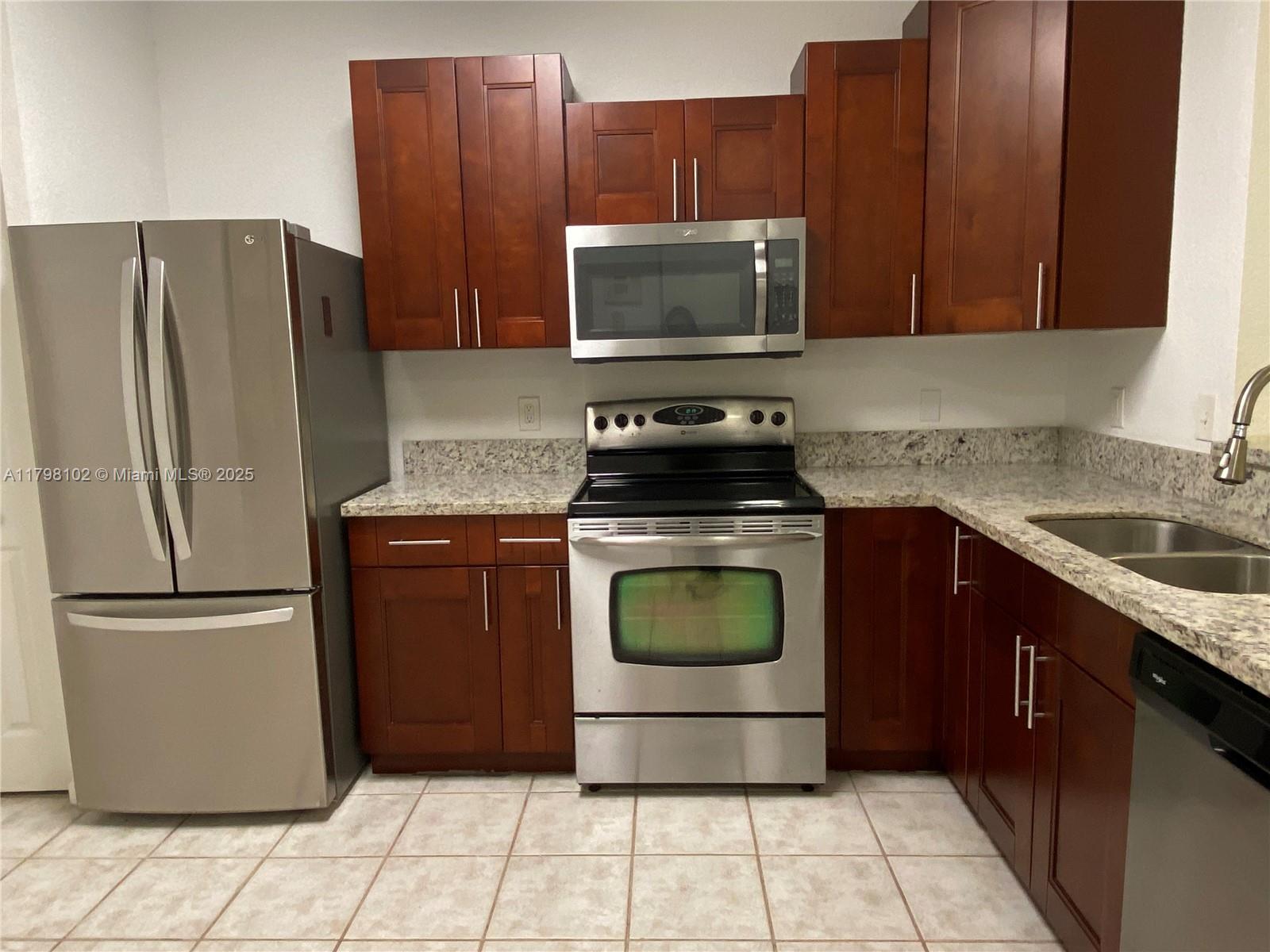 4114 Forest Dr 4114