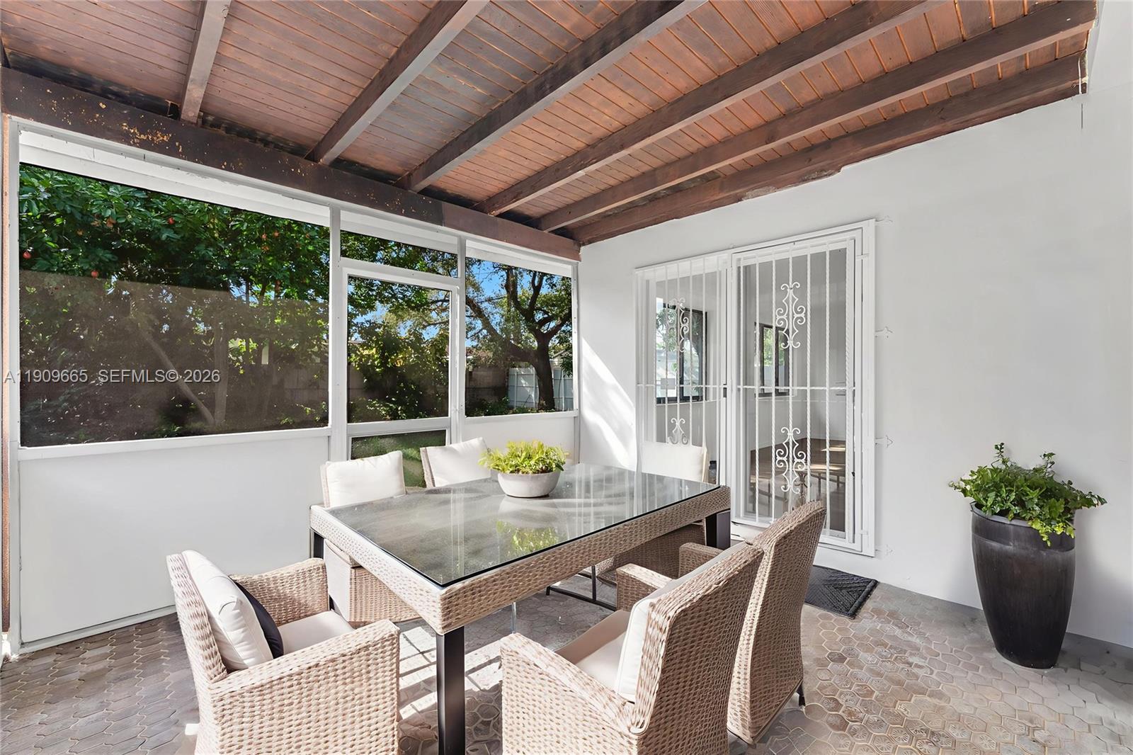 THE TROPICS AMD - Residential