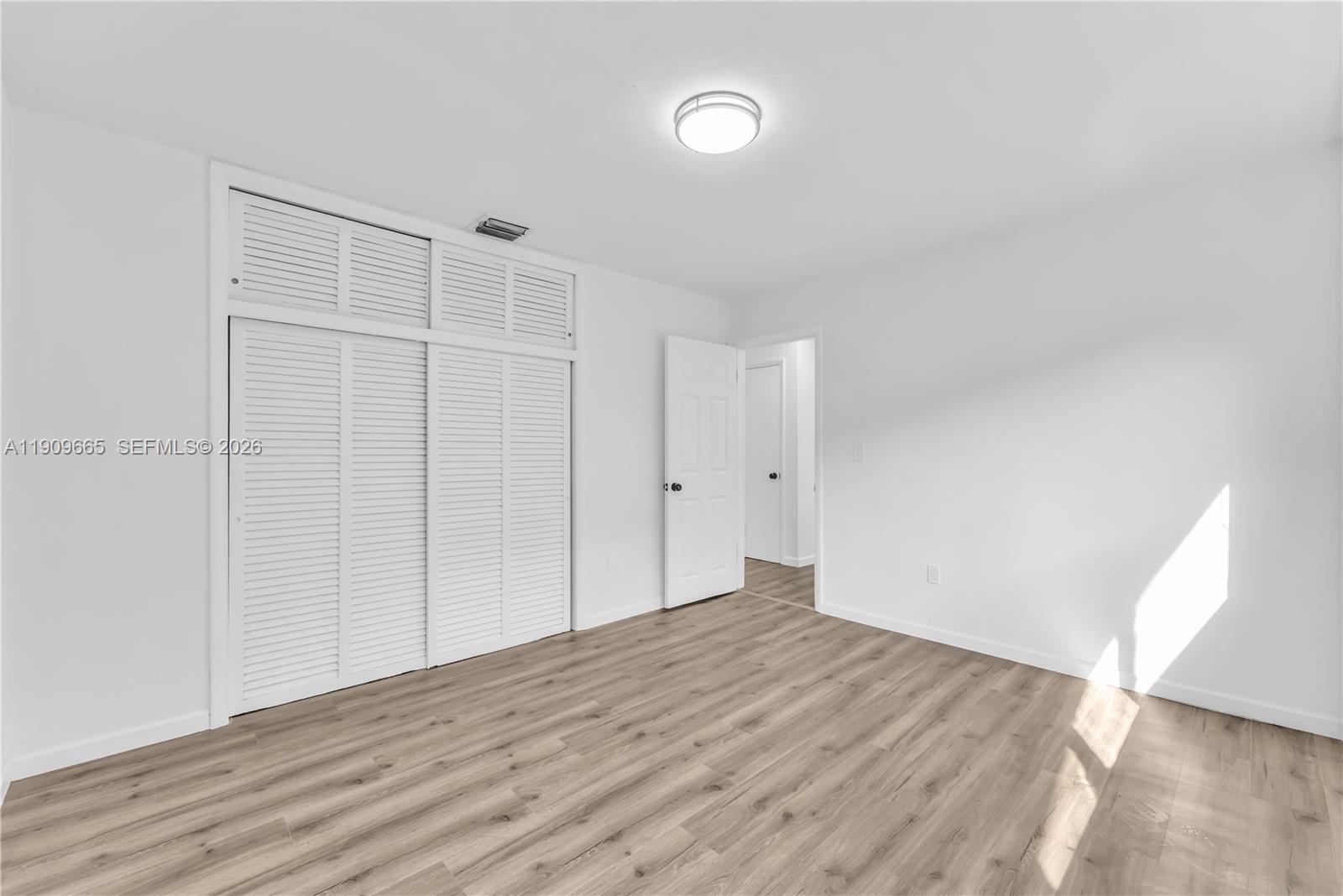 THE TROPICS AMD - Residential