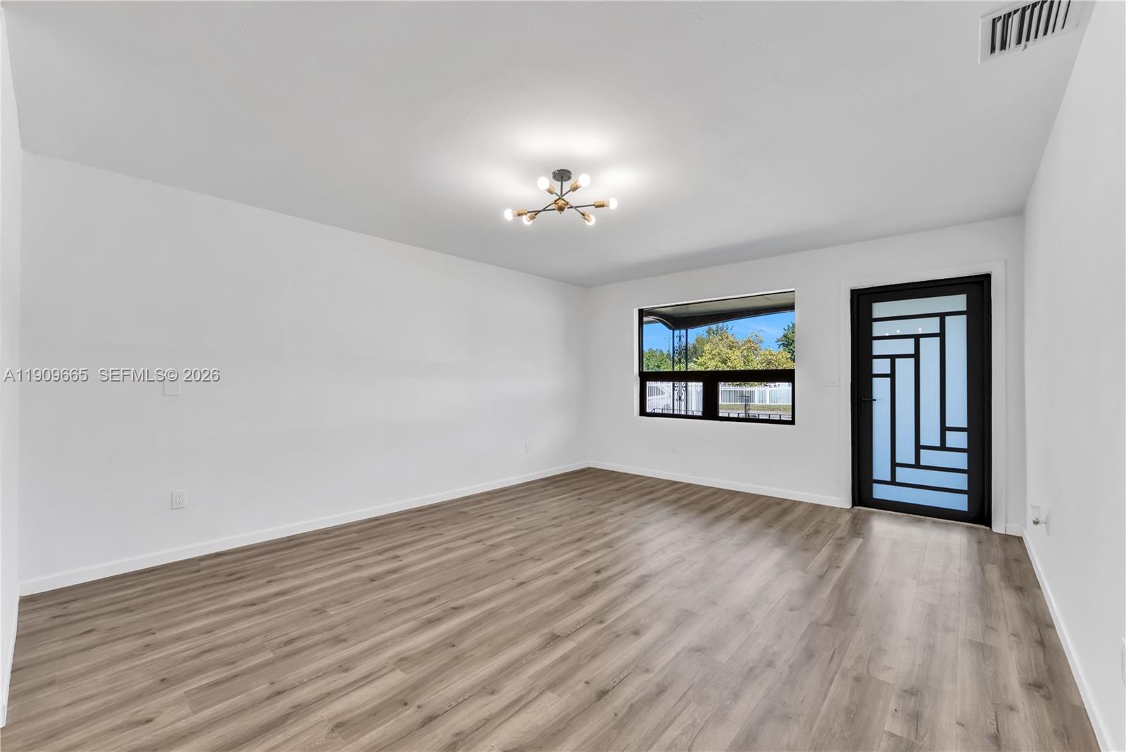 THE TROPICS AMD - Residential