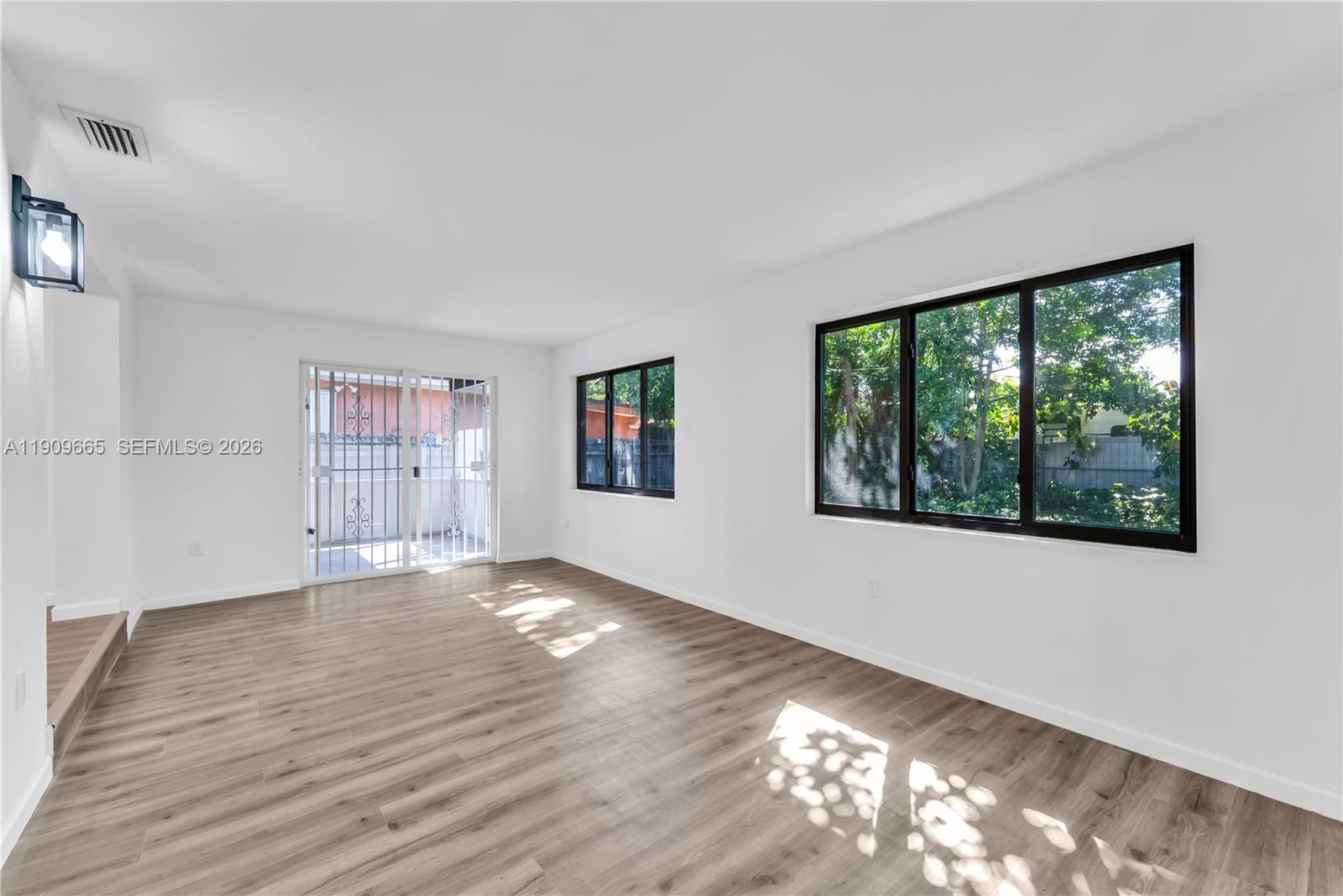 THE TROPICS AMD - Residential