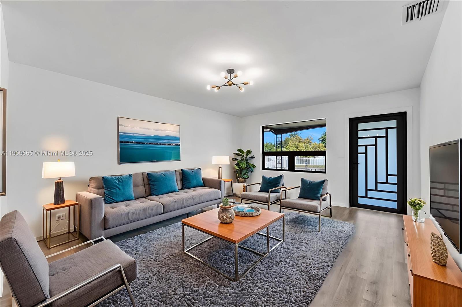 THE TROPICS AMD - Residential