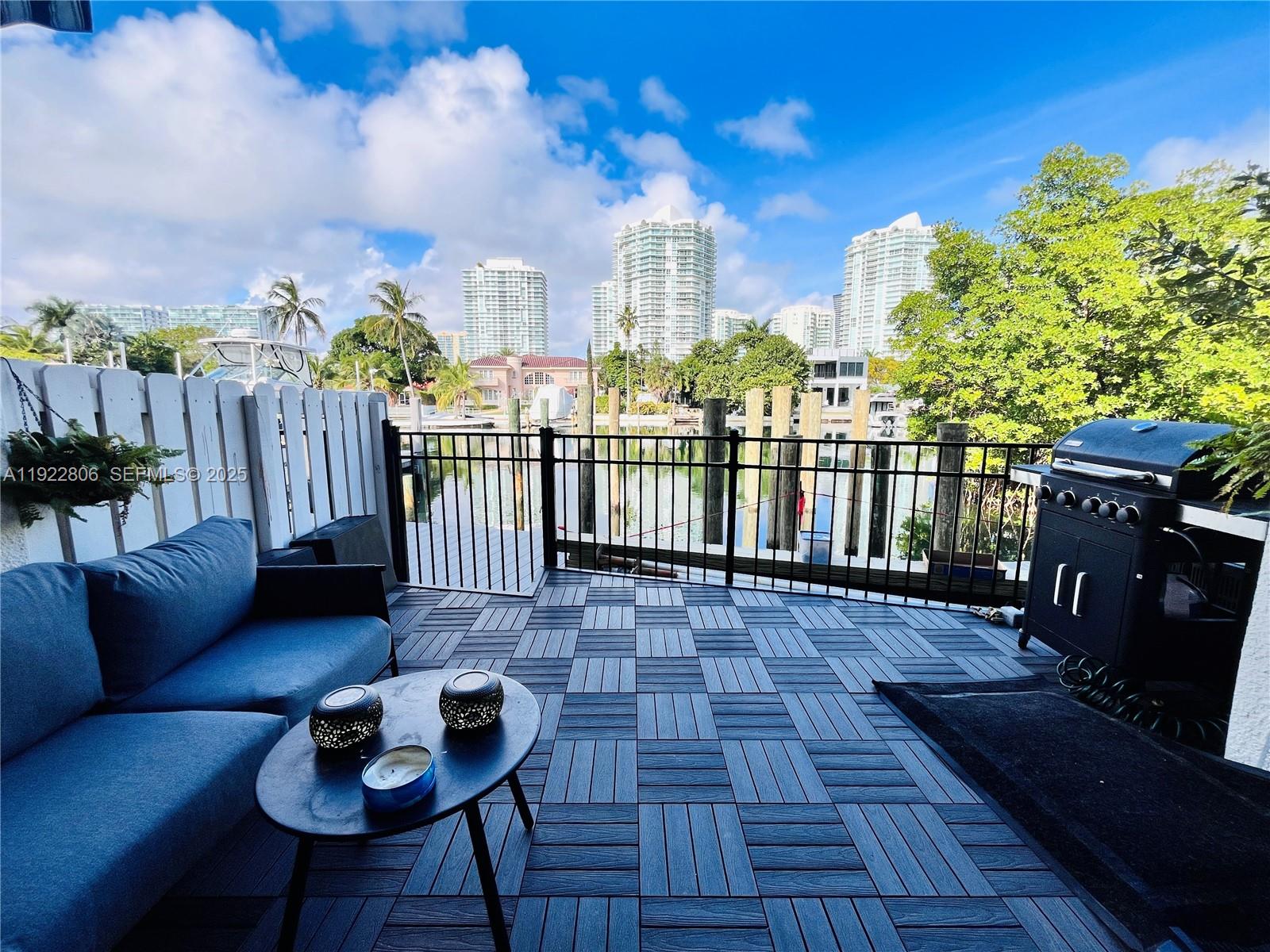 253 Poinciana Dr 603