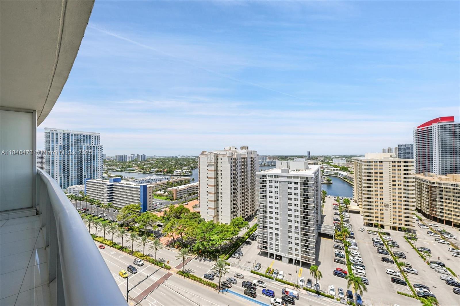 BEACH CLUB CONDO - Residential Lease